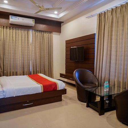 Tiger'S Trail Hotel & Food Court Kumbhalgarh Esterno foto