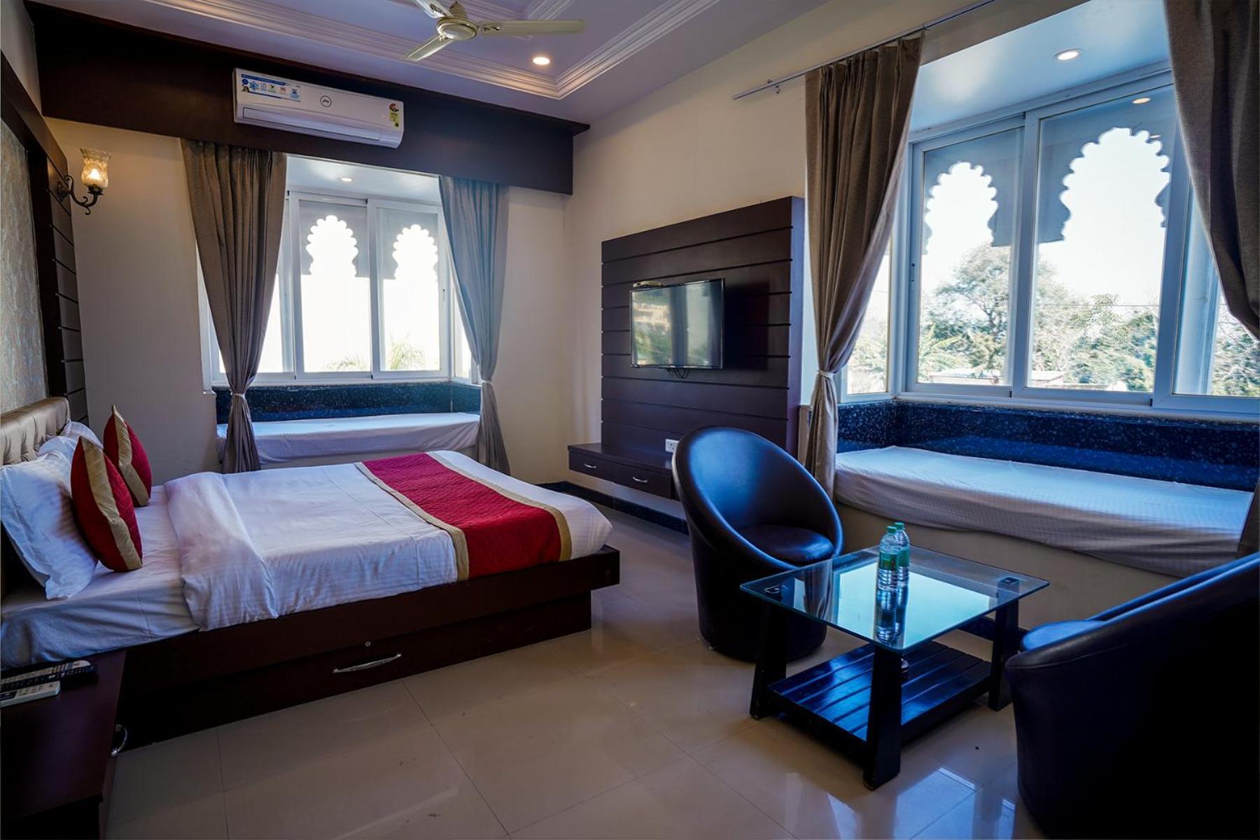 Tiger'S Trail Hotel & Food Court Kumbhalgarh Esterno foto
