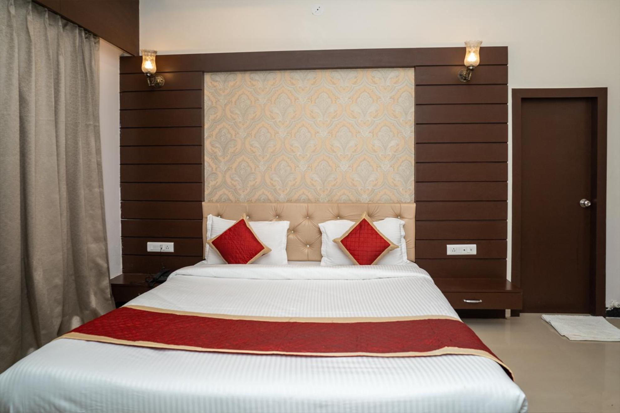 Tiger'S Trail Hotel & Food Court Kumbhalgarh Esterno foto