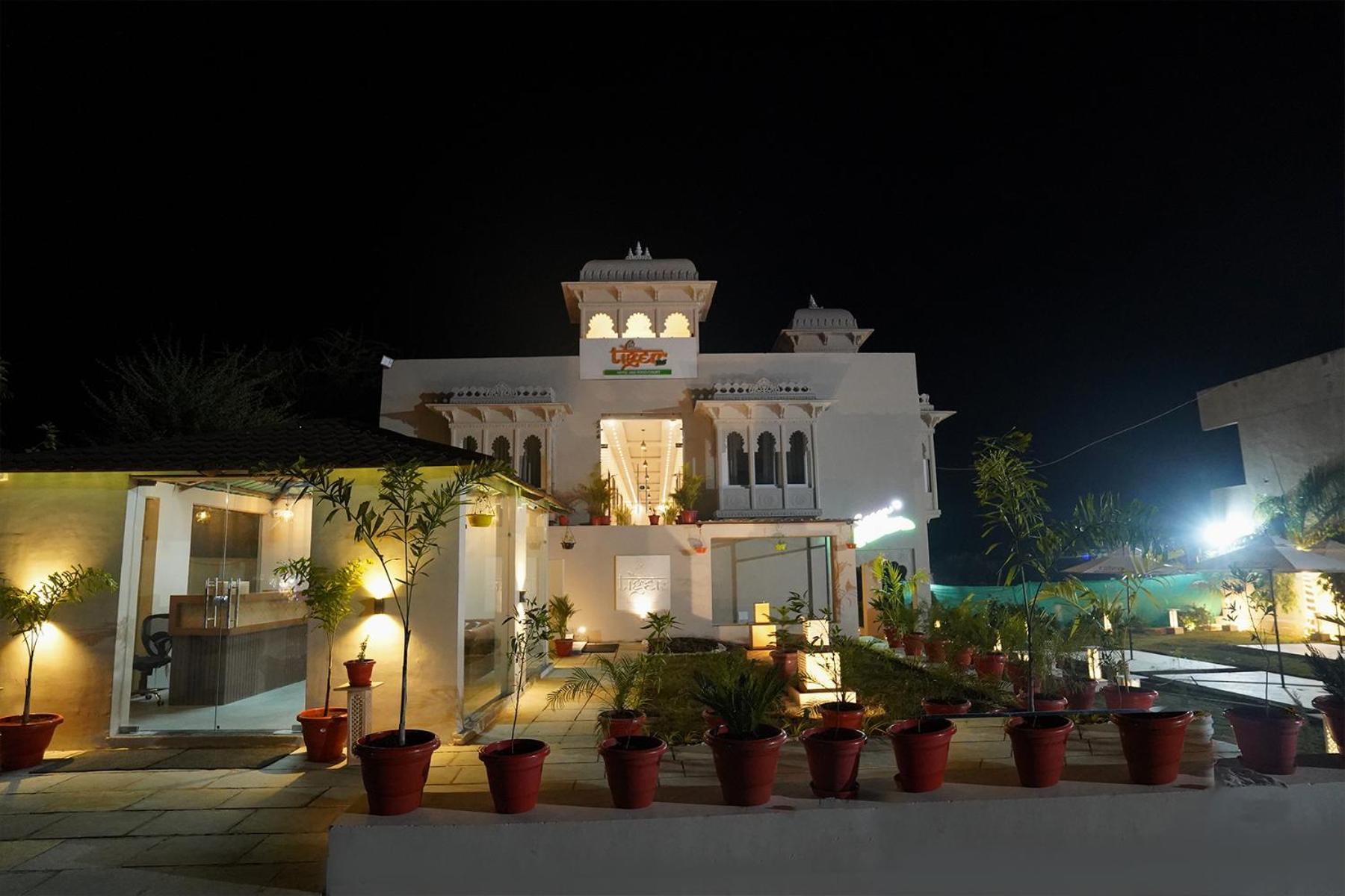 Tiger'S Trail Hotel & Food Court Kumbhalgarh Esterno foto