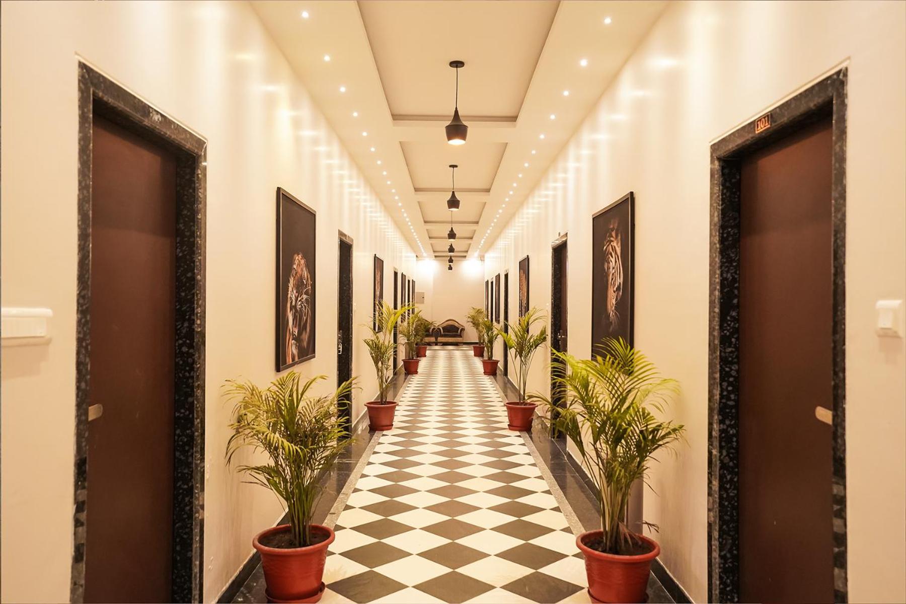 Tiger'S Trail Hotel & Food Court Kumbhalgarh Esterno foto