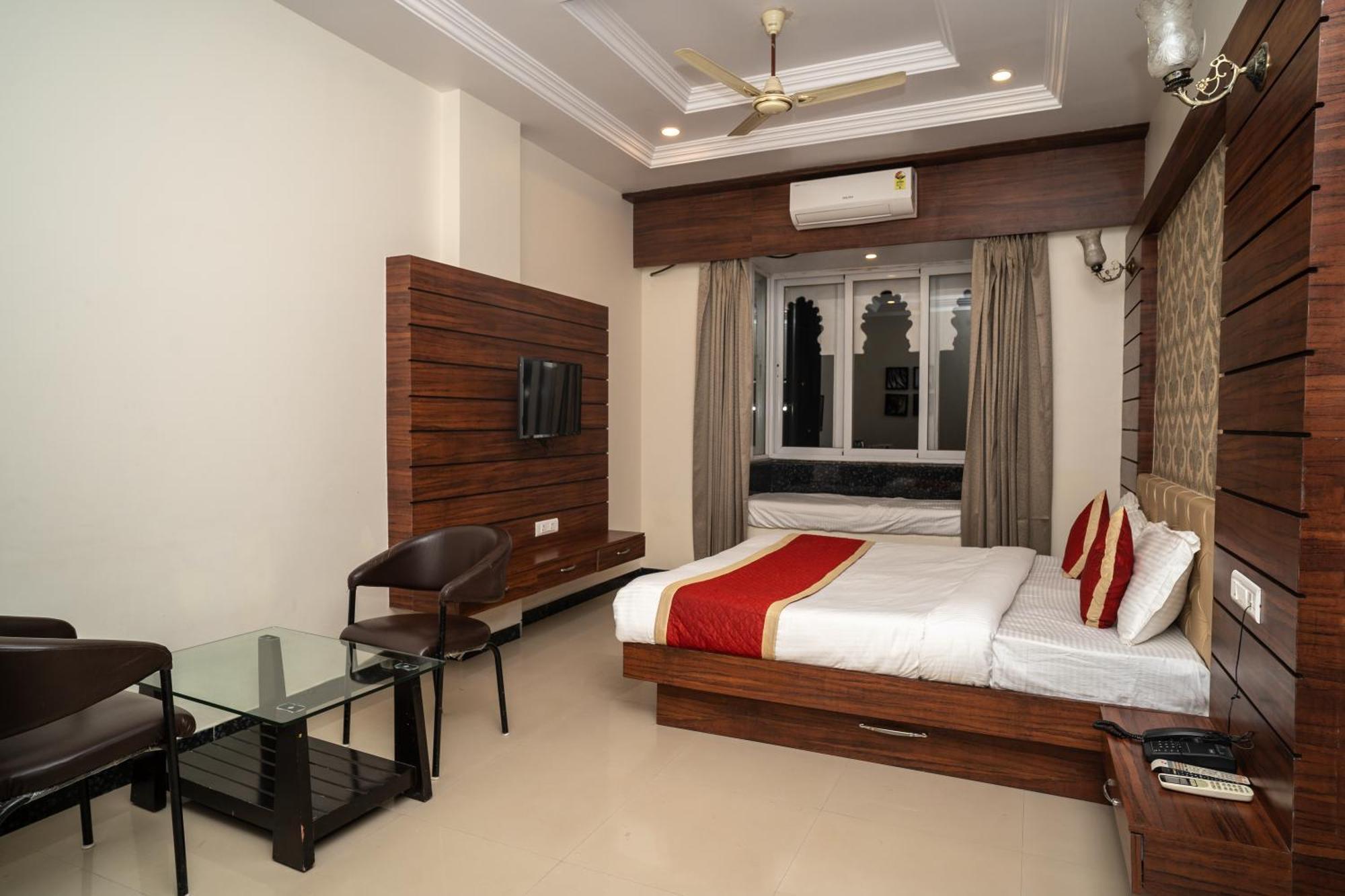Tiger'S Trail Hotel & Food Court Kumbhalgarh Esterno foto