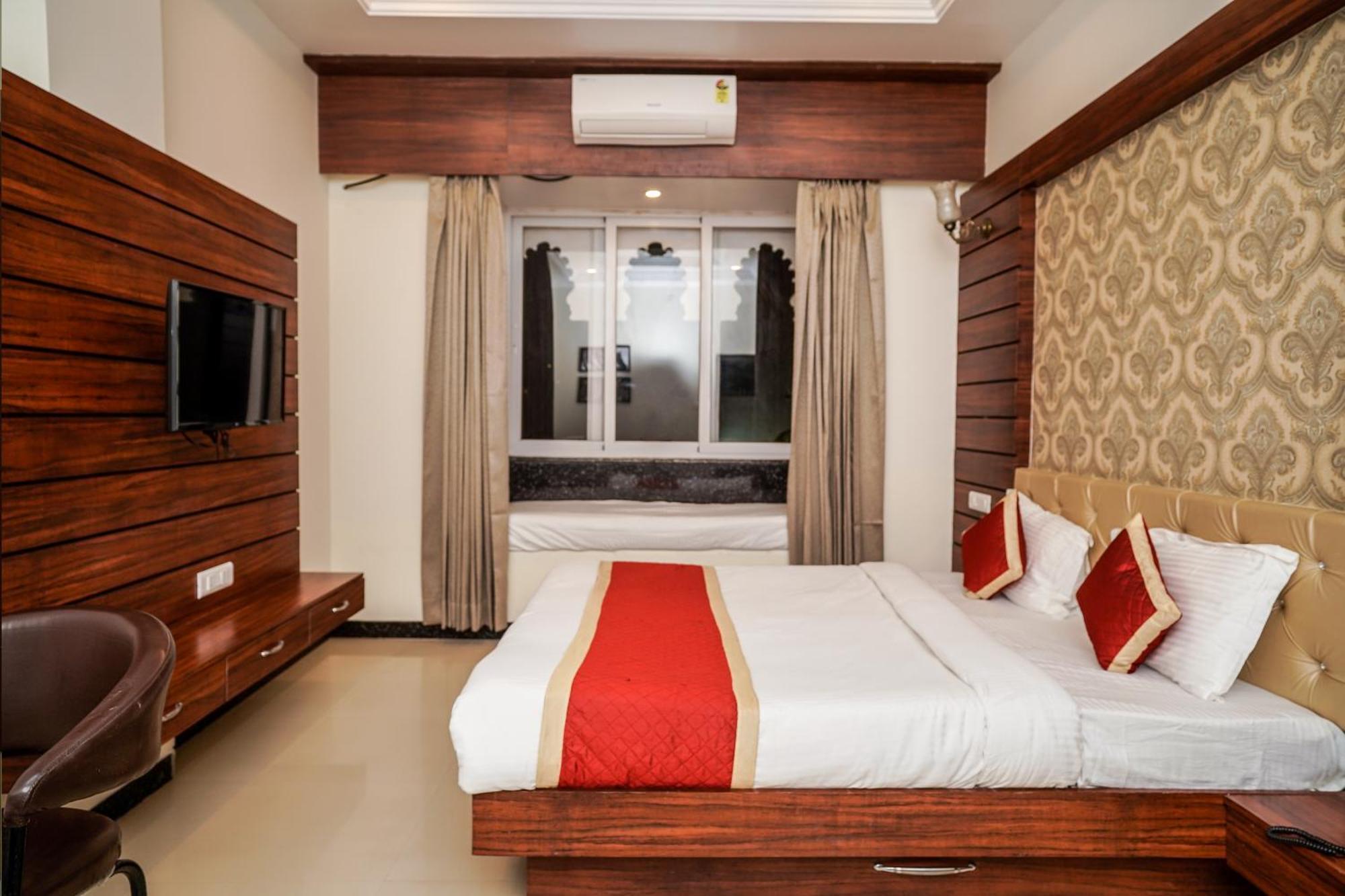 Tiger'S Trail Hotel & Food Court Kumbhalgarh Esterno foto